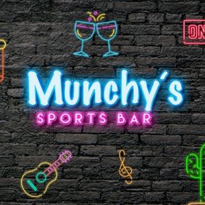 munchy's sports bar logo