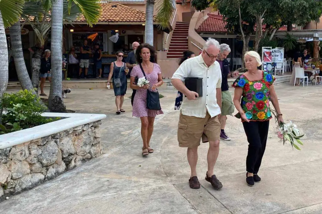 Photo from Mick Hoffman's memorial at Cafe Ole in Puerto Aventuras