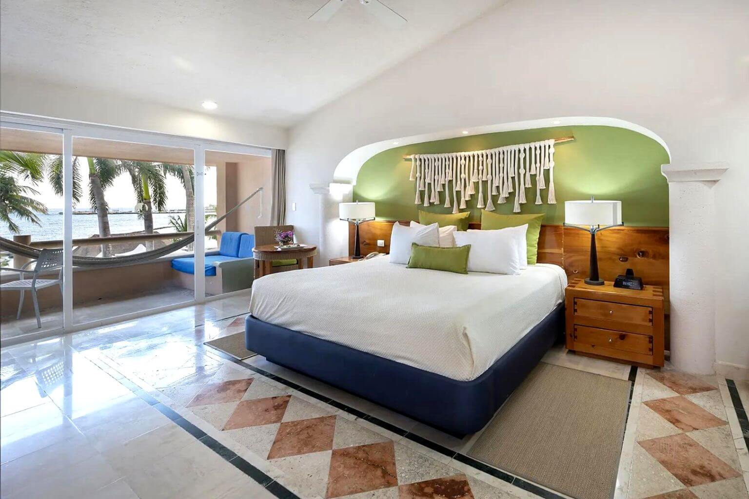 Ocean view room in the Puerto Aventuras Hotel and Beach Club