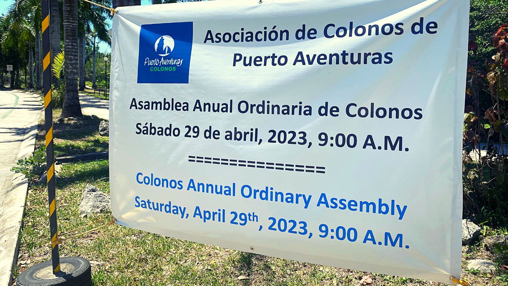 The sign for the Puerto Aventuras Colonos Ordinary Assembly in Puerto Aventuras