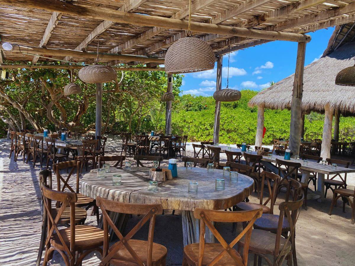 Private dining area at Punta Venado Beach Club 