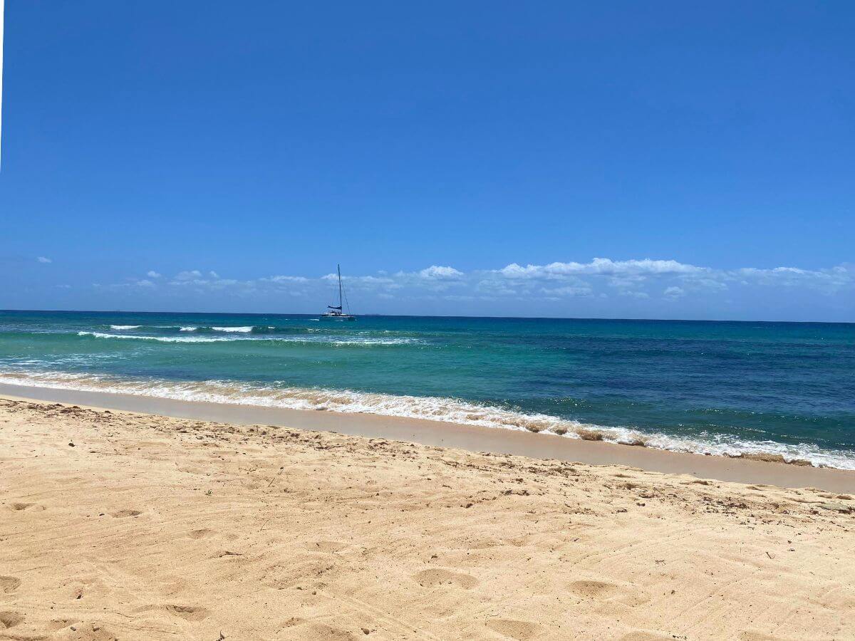 Sandy beach entry at Punta Venado Beach Club 