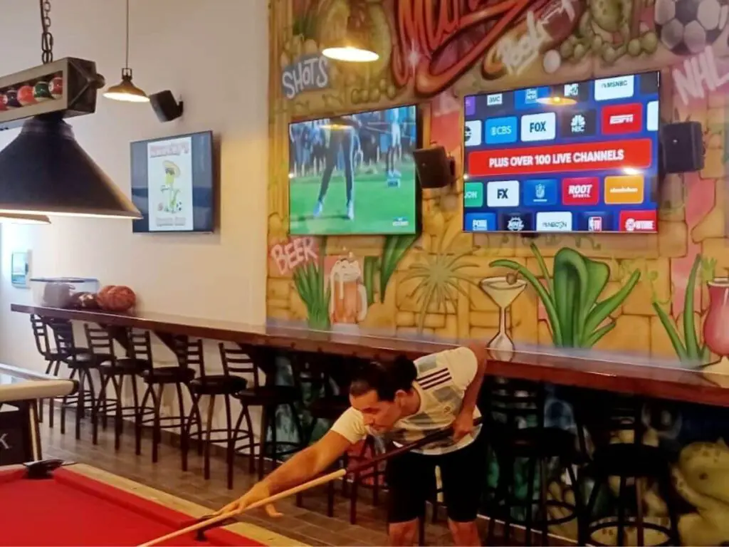 Puerto Aventuras Restaurants Munchy´s Sports Bar