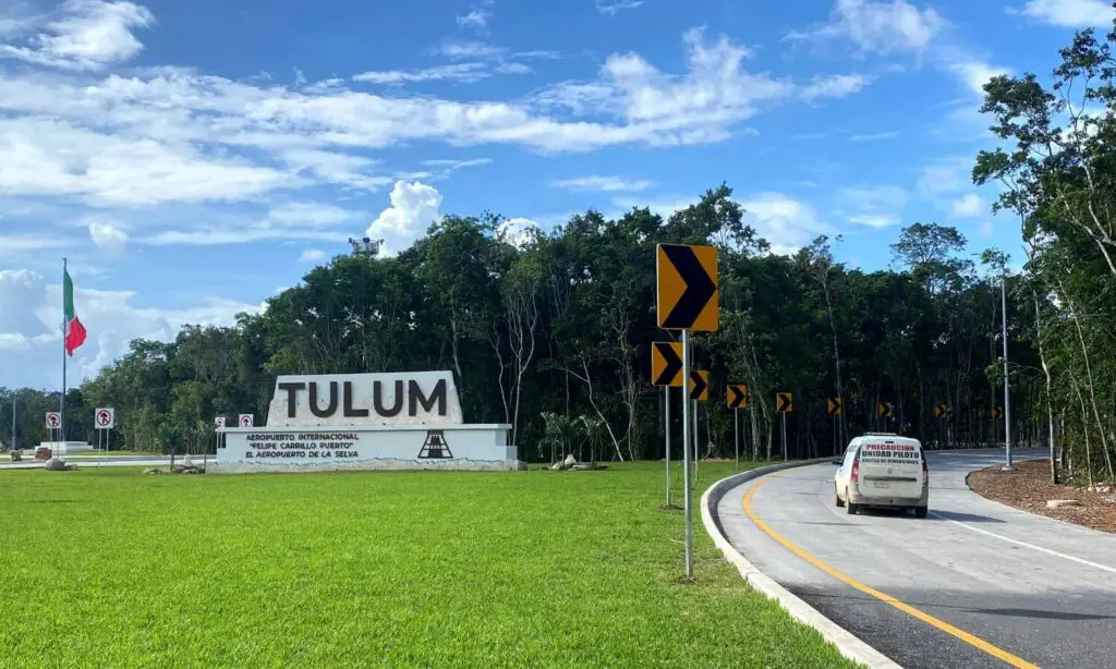 Entrance to Tulum Airport from carretera 307